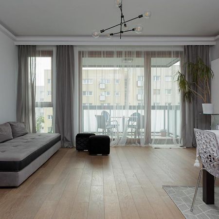 Ogrodowa Modern Apartment By Noclegi Renters Warszawa Exteriör bild