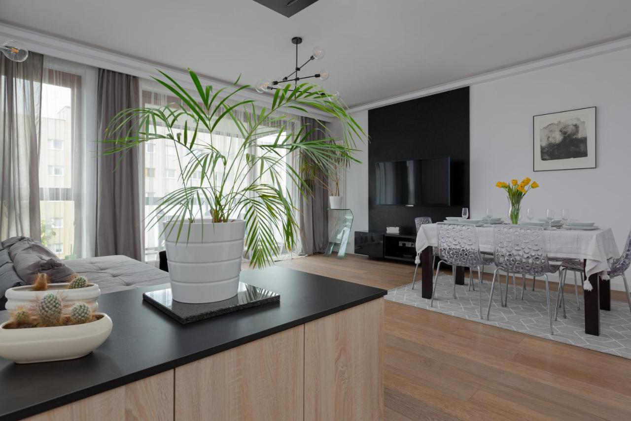 Ogrodowa Modern Apartment By Noclegi Renters Warszawa Exteriör bild